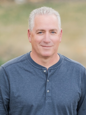 frank schmitz headshot